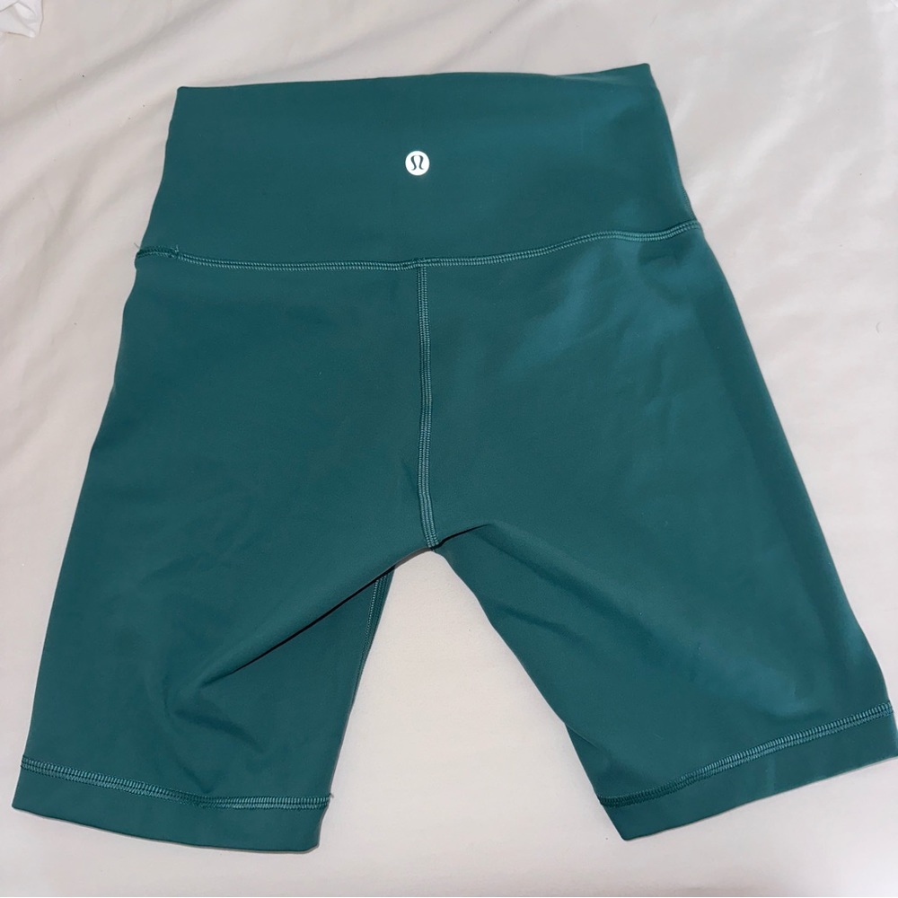 Lululemon Wunder Train High-Rise Short 6"